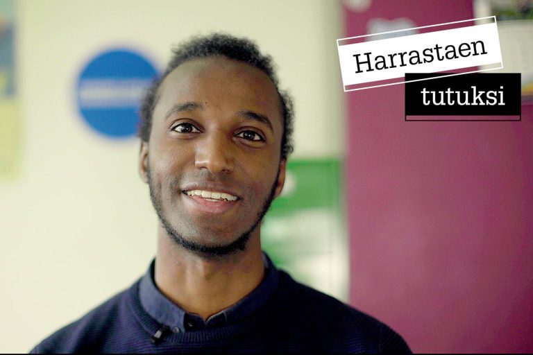 Hankkeen työntekijä Liban Sheikh.